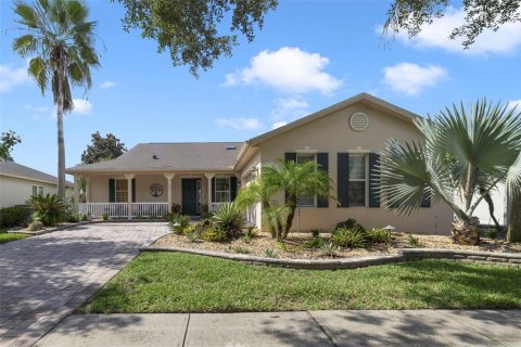 Villa ou maison à vendre à Poinciana, Floride: 3 chambres, 201.32 m2 № 2411381 - photo 2