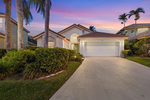 Villa ou maison à vendre à Jupiter, Floride: 3 chambres, 132.11 m2 № 2250004 - photo 2