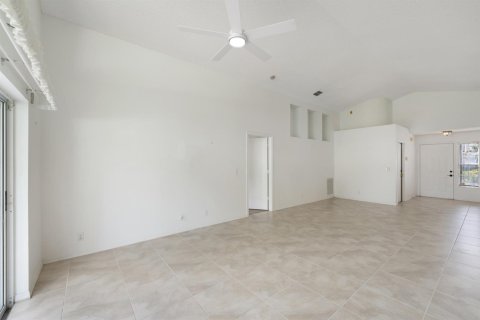 Villa ou maison à vendre à Jupiter, Floride: 3 chambres, 132.11 m2 № 2250004 - photo 25