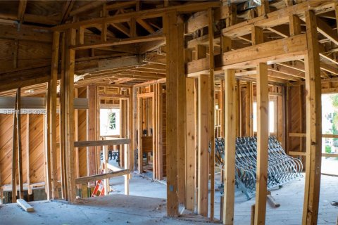 House in Fort Lauderdale, Florida 4 bedrooms, 351.54 sq.m. № 1993654 - photo 17