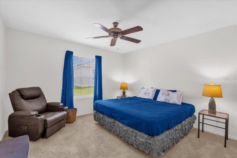 House in The Villages, Florida 2 bedrooms, 107.4 sq.m. № 1856253 - photo 18