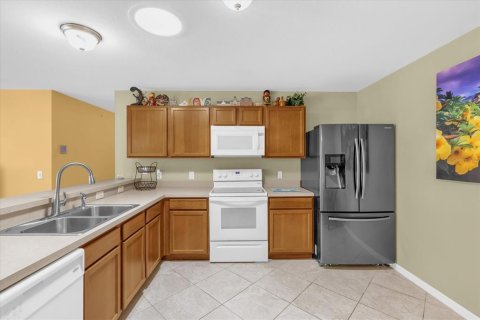 House in The Villages, Florida 2 bedrooms, 107.4 sq.m. № 1856253 - photo 4
