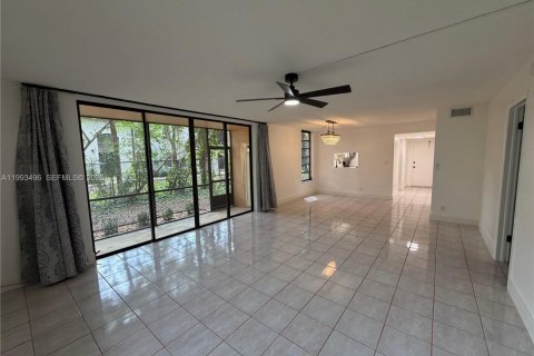 Condominio en venta en Plantation, Florida, 2 dormitorios, 104.98 m2 № 2055746 - foto 21