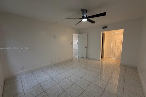 Condominio en venta en Plantation, Florida, 2 dormitorios, 104.98 m2 № 2055746 - foto 26