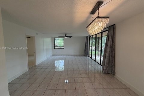 Condominio en venta en Plantation, Florida, 2 dormitorios, 104.98 m2 № 2055746 - foto 19