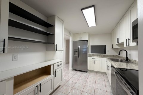 Condominio en venta en Plantation, Florida, 2 dormitorios, 104.98 m2 № 2055746 - foto 5