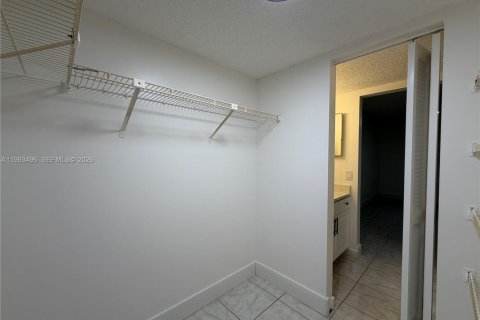 Condominio en venta en Plantation, Florida, 2 dormitorios, 104.98 m2 № 2055746 - foto 30