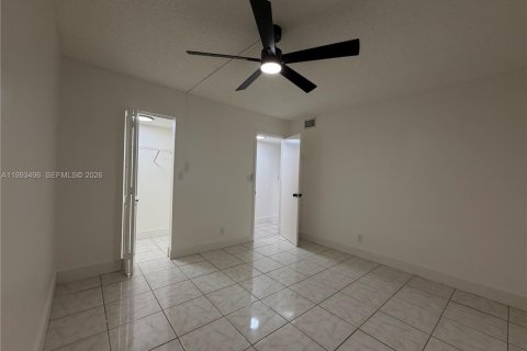 Condominio en venta en Plantation, Florida, 2 dormitorios, 104.98 m2 № 2055746 - foto 13
