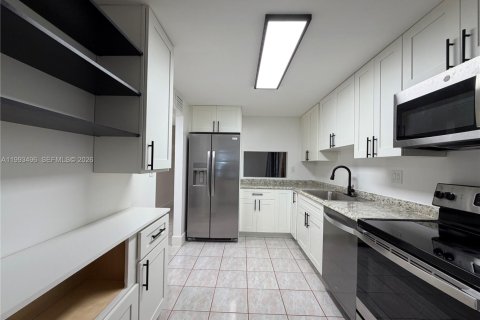 Condominio en venta en Plantation, Florida, 2 dormitorios, 104.98 m2 № 2055746 - foto 6