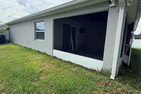 Villa ou maison à louer à Ocala, Floride: 3 chambres, 143.16 m2 № 2408070 - photo 8