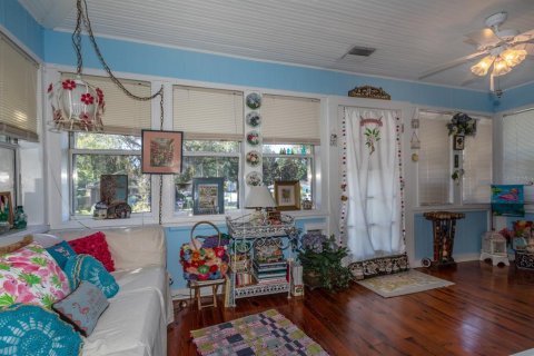 Villa ou maison à louer à Mount Dora, Floride: 2 chambres, 91.42 m2 № 1809908 - photo 4