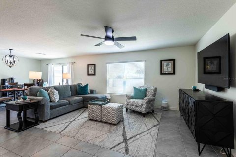 Villa ou maison à vendre à Riverview, Floride: 4 chambres, 216.28 m2 № 2147903 - photo 10
