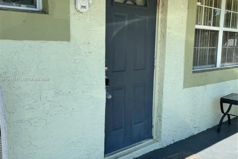 Villa ou maison à North Lauderdale, Floride 2 chambres, 109.44 m2 № 2042213