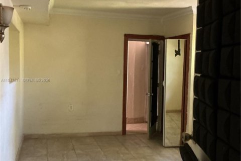 Villa ou maison à vendre à North Lauderdale, Floride: 2 chambres, 109.44 m2 № 2042213 - photo 4