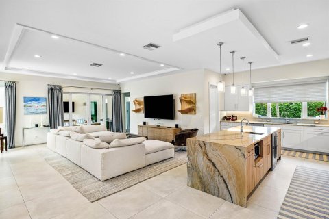 Villa ou maison à louer à Boynton Beach, Floride: 6 chambres, 374.3 m2 № 2155127 - photo 7