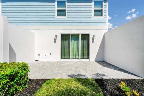 Adosado en venta en Four Corners, Florida, 3 dormitorios, 154.12 m2 № 2125463 - foto 23