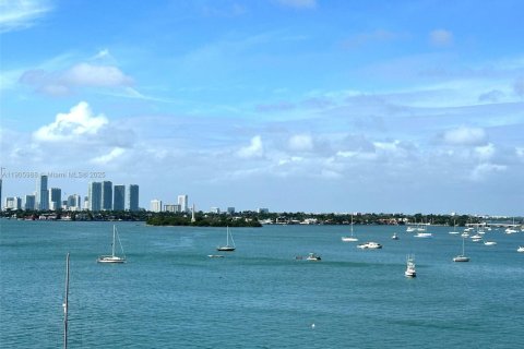 Copropriété à louer à Miami Beach, Floride: 1 chambre, 63.82 m2 № 1963568 - photo 17