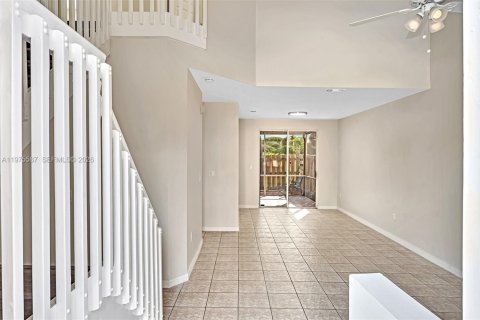 Adosado en alquiler en Pembroke Pines, Florida, 3 dormitorios, 131.55 m2 № 2044672 - foto 5