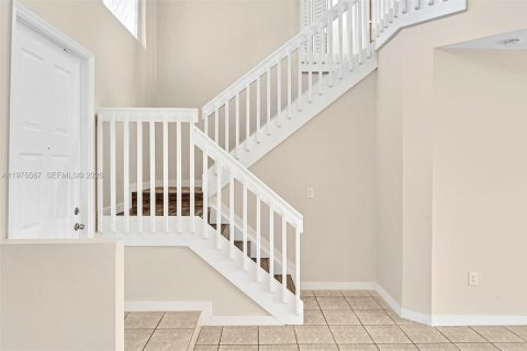 Adosado en alquiler en Pembroke Pines, Florida, 3 dormitorios, 131.55 m2 № 2044672 - foto 23