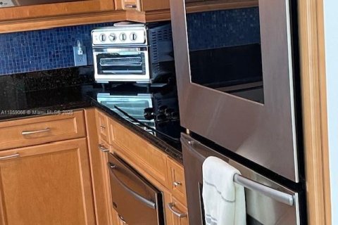 Copropriété à louer à Aventura, Floride: 2 chambres, 276.85 m2 № 1960943 - photo 22