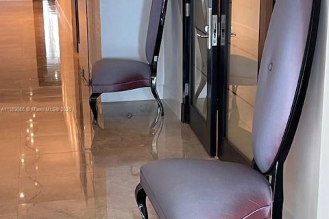 Copropriété à louer à Aventura, Floride: 2 chambres, 276.85 m2 № 1960943 - photo 23