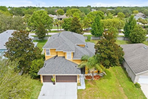 House in Spring Hill, Florida 4 bedrooms, 255.39 sq.m. № 2259237 - photo 2