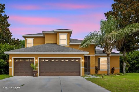 House in Spring Hill, Florida 4 bedrooms, 255.39 sq.m. № 2259237 - photo 4
