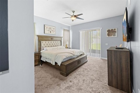 House in Spring Hill, Florida 4 bedrooms, 255.39 sq.m. № 2259237 - photo 27