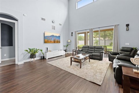 House in Spring Hill, Florida 4 bedrooms, 255.39 sq.m. № 2259237 - photo 6