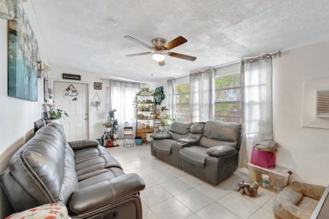 Propiedad comercial en venta en West Palm Beach, Florida № 2155138 - foto 30