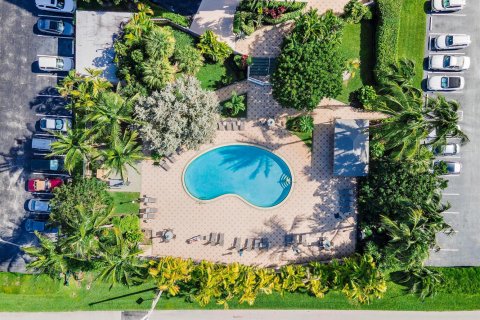 Condominio en venta en Boca Raton, Florida, 1 dormitorio, 91.51 m2 № 2077730 - foto 8