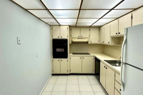 Condominio en venta en Boca Raton, Florida, 1 dormitorio, 91.51 m2 № 2077730 - foto 11
