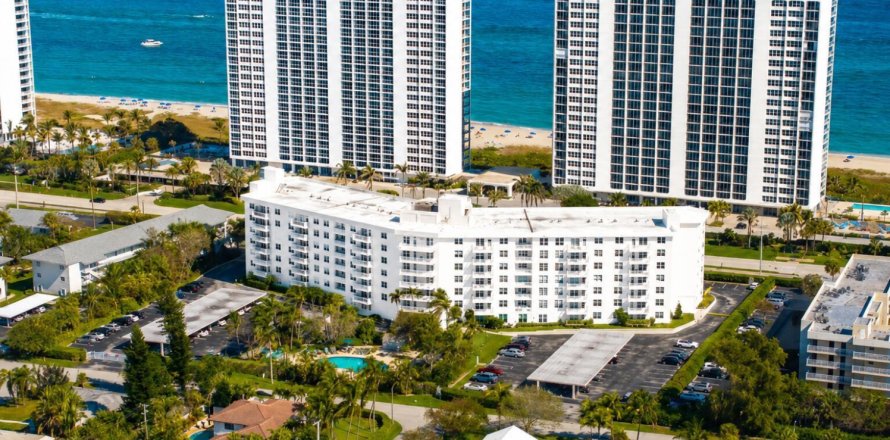 Condominio en Boca Raton, Florida, 1 dormitorio № 2077730