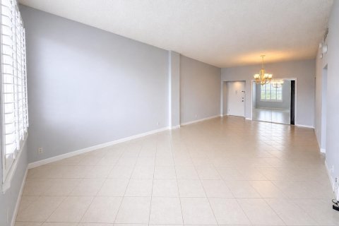 Condominio en venta en Boca Raton, Florida, 1 dormitorio, 91.51 m2 № 2077730 - foto 4