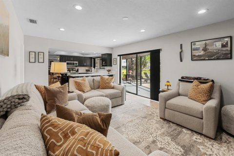 Villa ou maison à vendre à Royal Palm Beach, Floride: 3 chambres, 162.76 m2 № 2078285 - photo 14