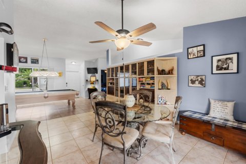 Villa ou maison à vendre à Royal Palm Beach, Floride: 3 chambres, 162.76 m2 № 2078285 - photo 17
