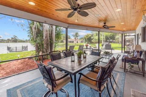Villa ou maison à vendre à Royal Palm Beach, Floride: 3 chambres, 162.76 m2 № 2078285 - photo 2