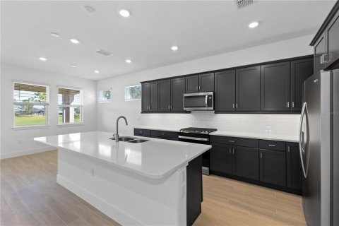 Duplex in OCALA PRESERVE in Ocala, Florida 2 bedrooms, 158.77 sq.m. № 1856049 - photo 5