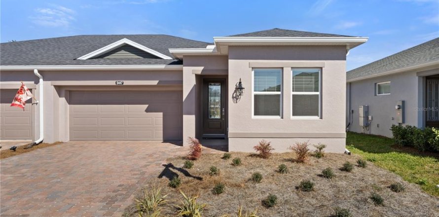 Duplex in OCALA PRESERVE in Ocala, Florida 2 bedrooms, 158.77 sq.m. № 1856049