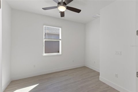 Duplex in OCALA PRESERVE in Ocala, Florida 2 bedrooms, 158.77 sq.m. № 1856049 - photo 14