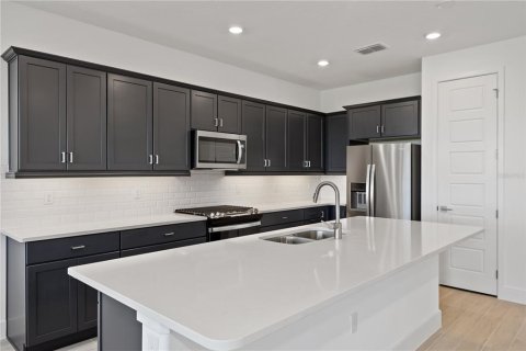 Duplex in OCALA PRESERVE in Ocala, Florida 2 bedrooms, 158.77 sq.m. № 1856049 - photo 3