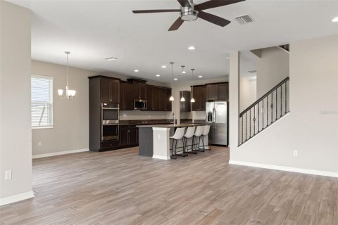 Casa en alquiler en Wesley Chapel, Florida, 5 dormitorios, 349.41 m2 № 2148280 - foto 23