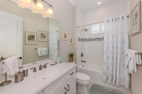 House in Englewood, Florida 3 bedrooms, 226.31 sq.m. № 1654385 - photo 22