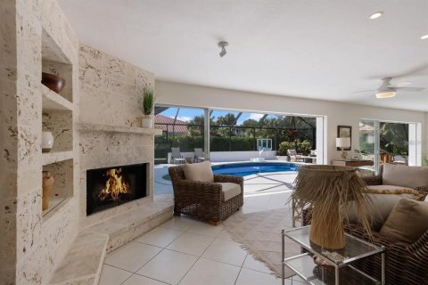 Villa ou maison à louer à Sarasota, Floride: 3 chambres, 224.27 m2 № 1918605 - photo 11