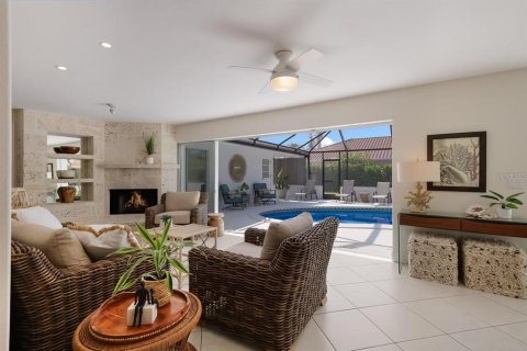 Villa ou maison à louer à Sarasota, Floride: 3 chambres, 224.27 m2 № 1918605 - photo 9