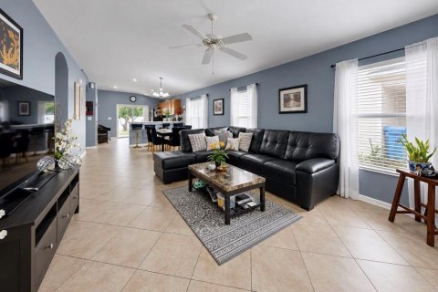 Villa ou maison à vendre à Gibsonton, Floride: 3 chambres, 124.3 m2 № 2410164 - photo 4