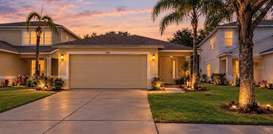 Villa ou maison à Gibsonton, Floride 3 chambres, 124.3 m2 № 2410164