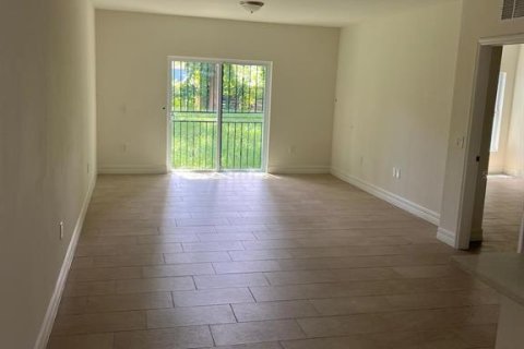 Casa en alquiler en Orlando, Florida, 3 dormitorios, 120.77 m2 № 1904877 - foto 12