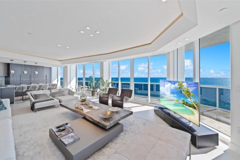 Condo in Bal Harbour, Florida, 3 bedrooms  № 1692517 - photo 19