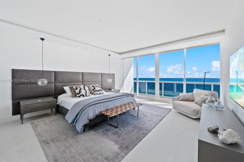 Condo in Bal Harbour, Florida, 3 bedrooms  № 1692517 - photo 7